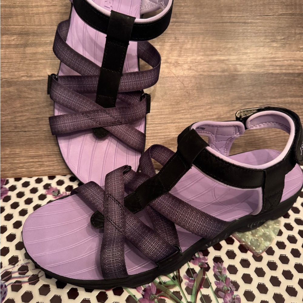 JSPORT Women Sandals. Size 10